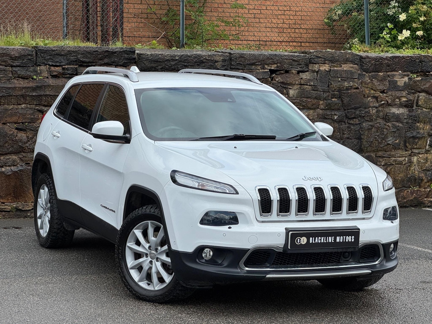 Used Jeep Cherokee 2016 for sale - 76161062: Photo 1