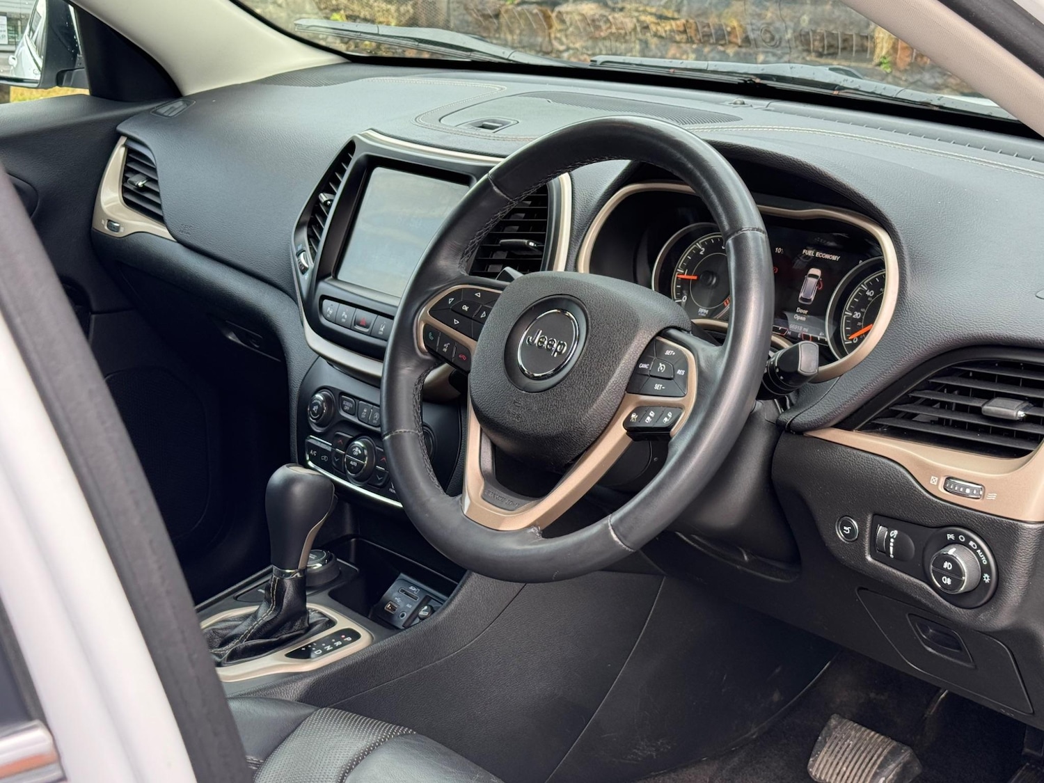 Used Jeep Cherokee 2016 for sale - 76161062: Photo 11