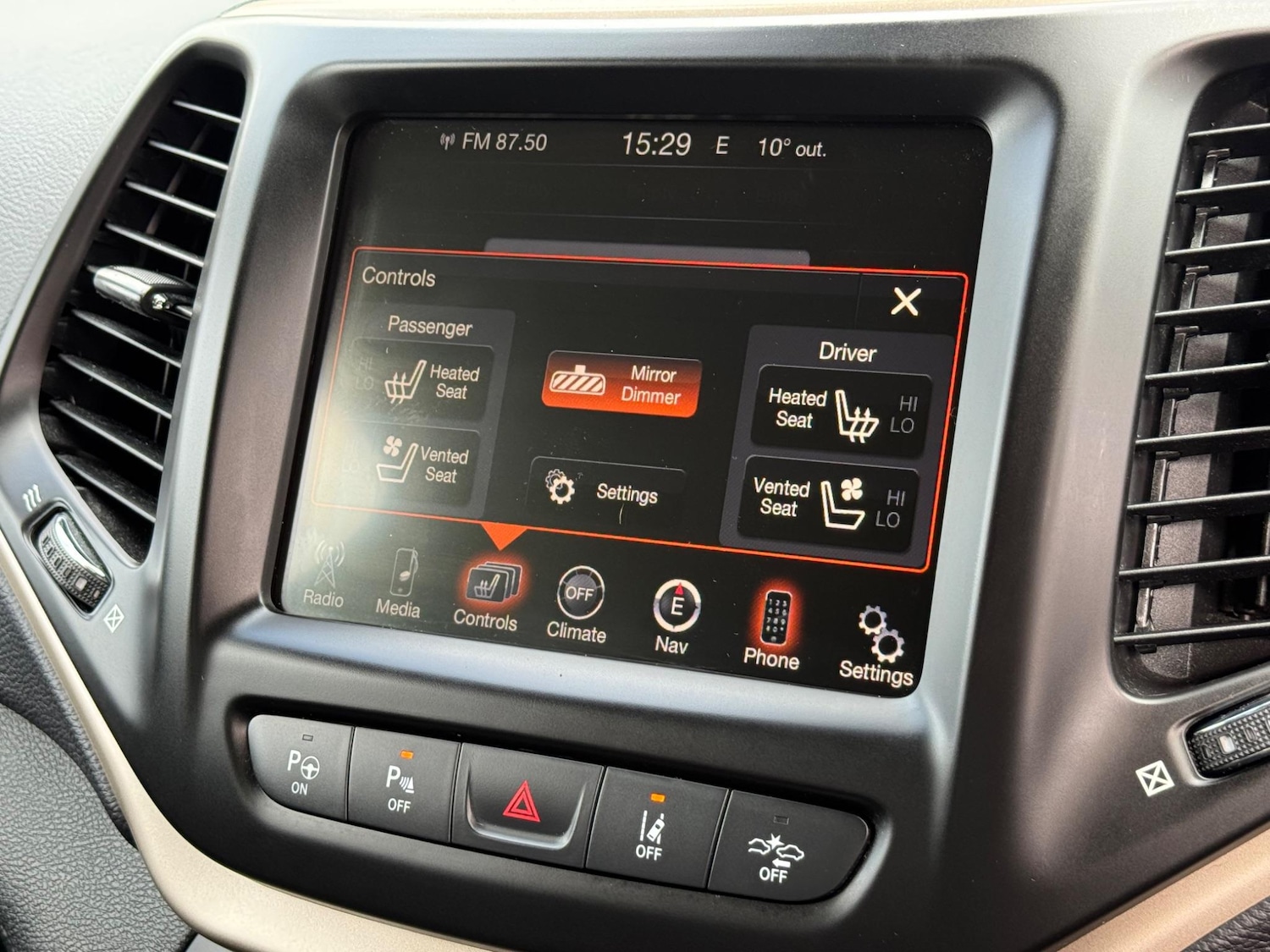 Used Jeep Cherokee 2016 for sale - 76161062: Photo 30