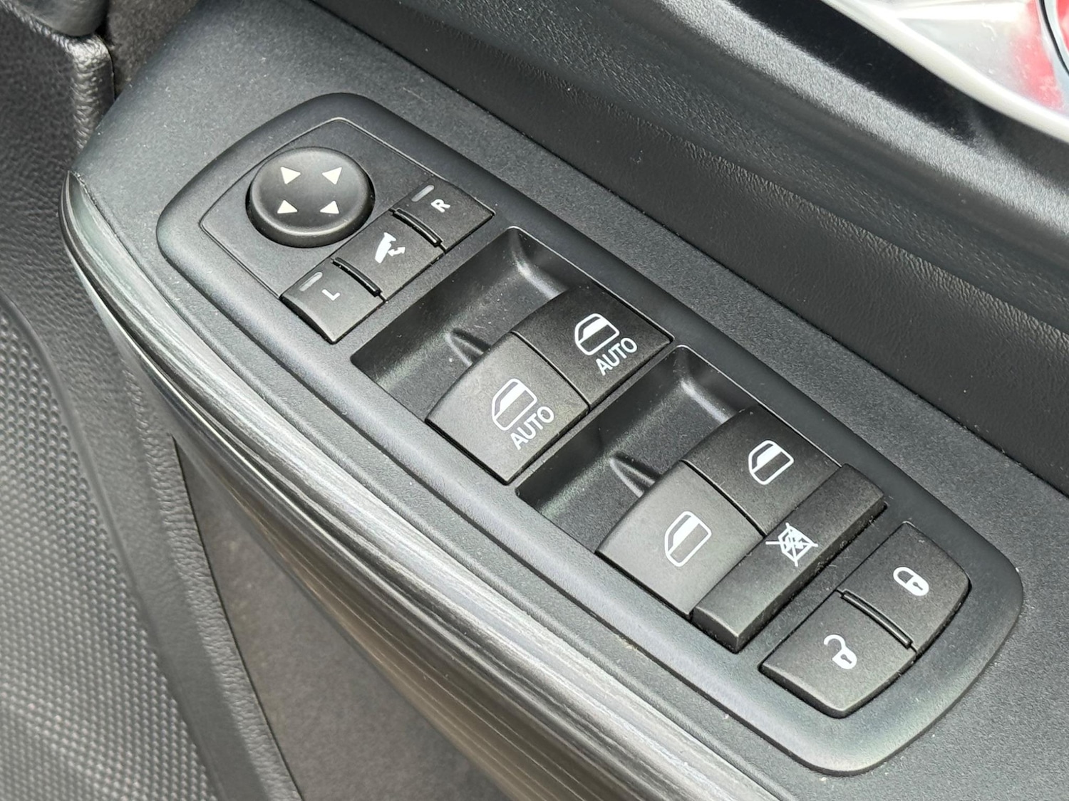 Used Jeep Cherokee 2016 for sale - 76161062: Photo 46