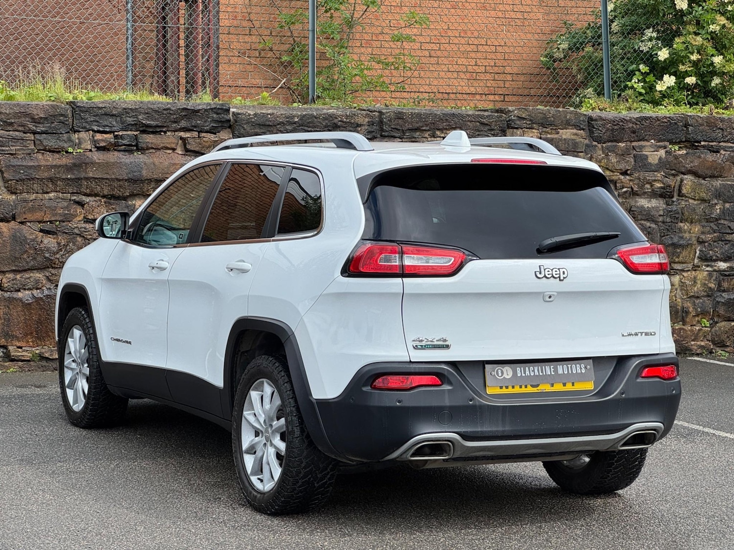 Used Jeep Cherokee 2016 for sale - 76161062: Photo 5