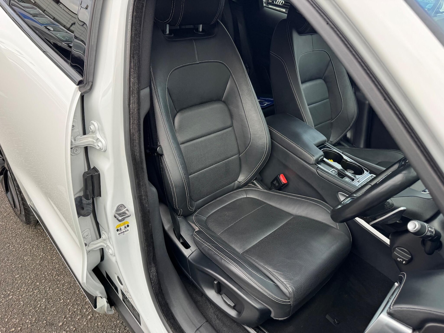 Used Jaguar F-Pace 2017 for sale - 76360963: Photo 14