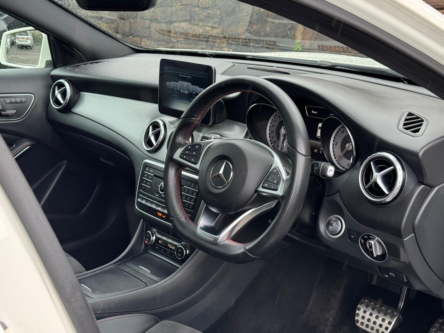 Used Mercedes-Benz GLA 2017 for sale - 76161026: Photo 13