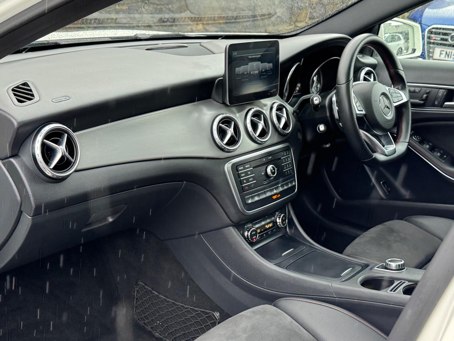 Used Mercedes-Benz GLA 2017 for sale - 76161026: Photo 15