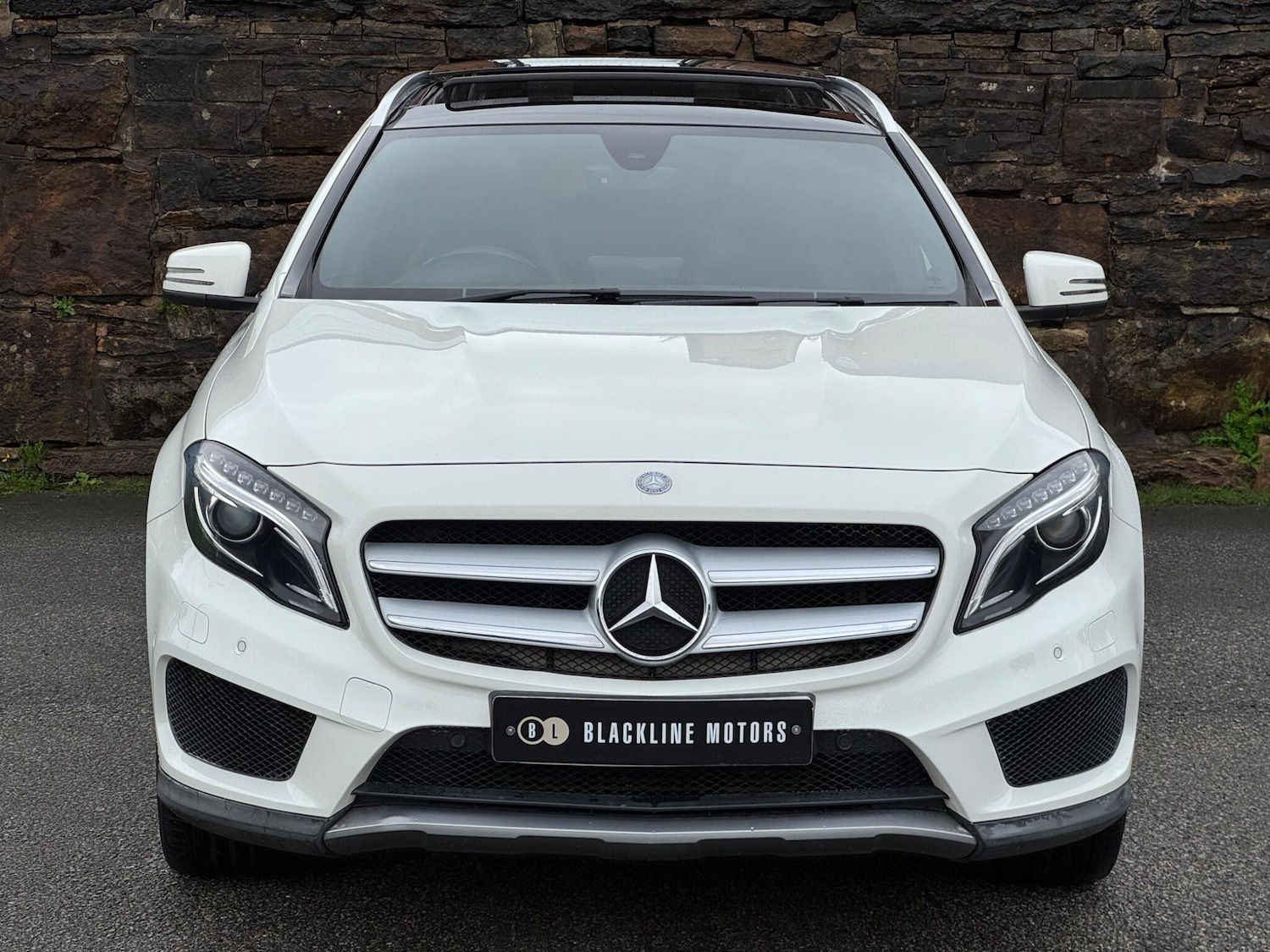 Used Mercedes-Benz GLA 2017 for sale - 76161026: Photo 2