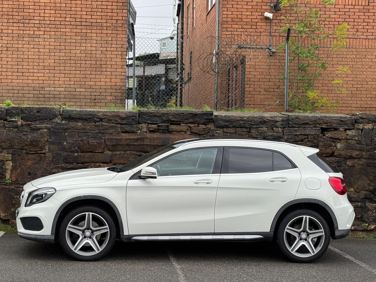 Used Mercedes-Benz GLA 2017 for sale - 76161026: Photo 4