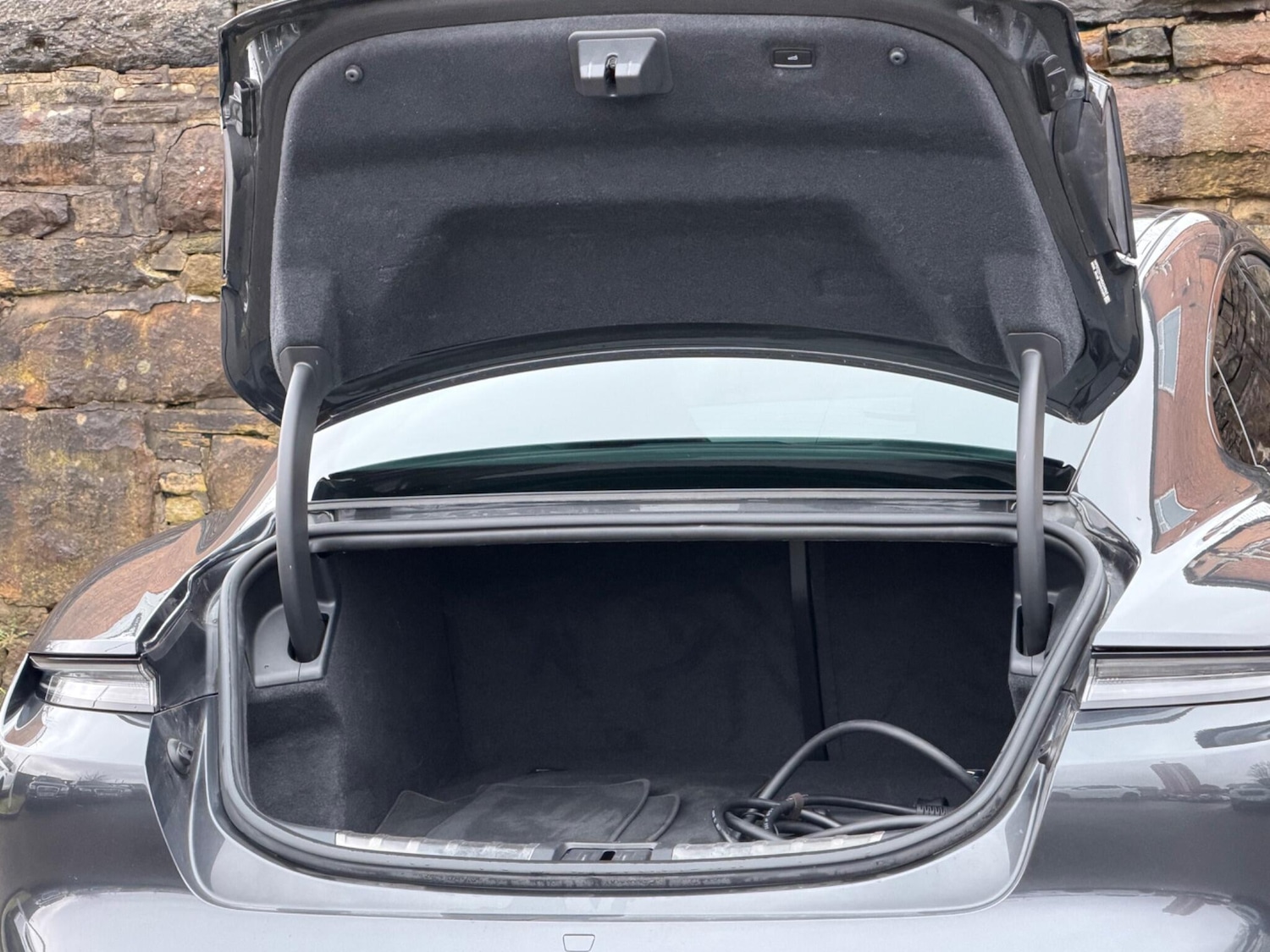 Used Porsche Taycan 2020 for sale - 77358995: Photo 26