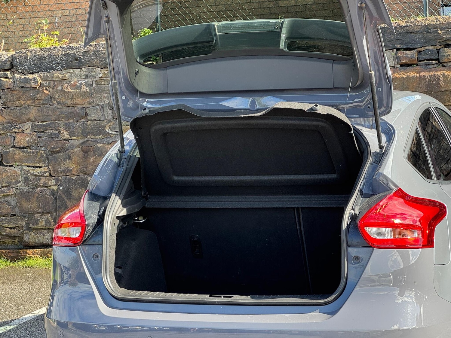 Used Ford Focus 2017 for sale - 76161071: Photo 20