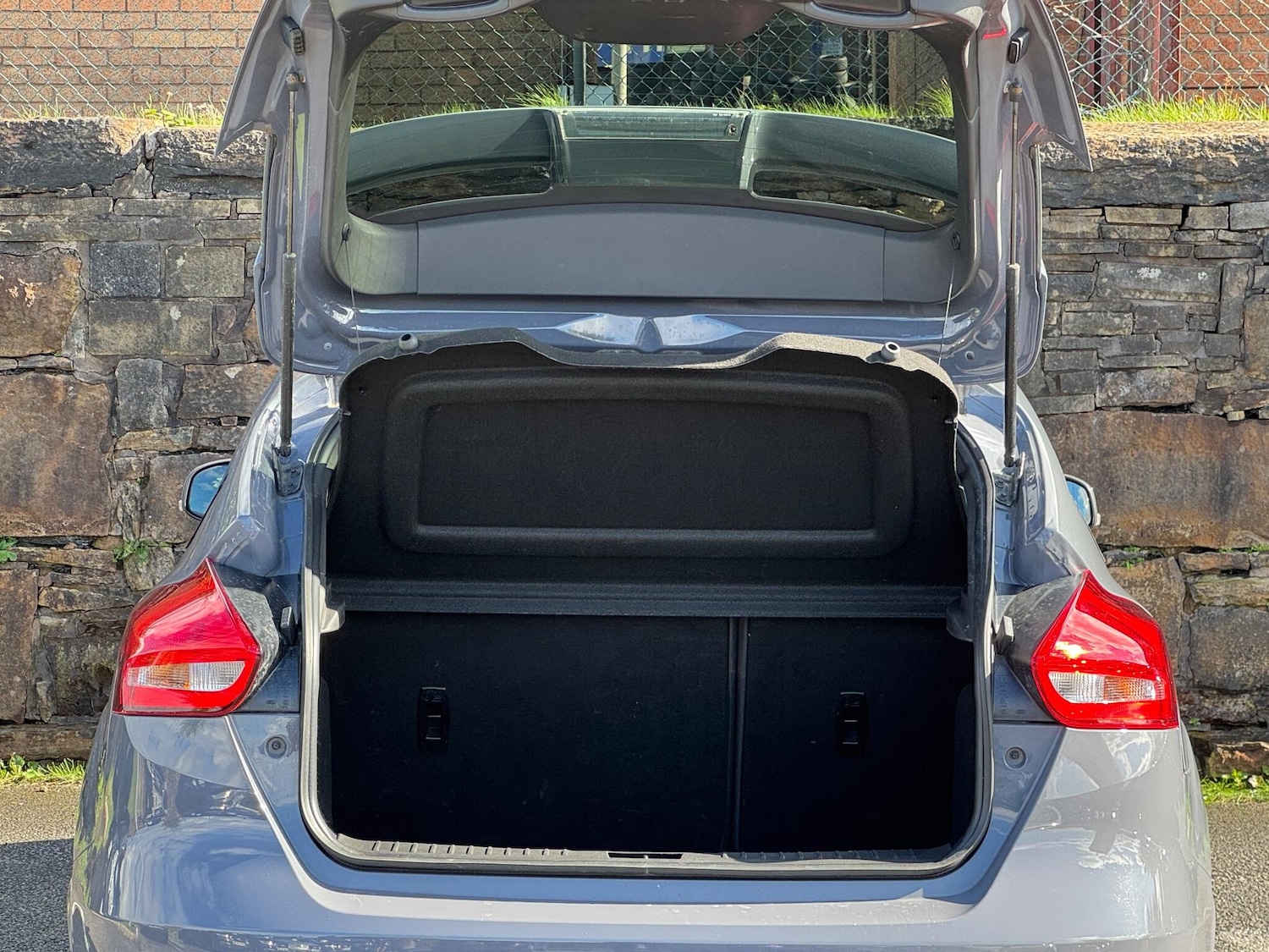 Used Ford Focus 2017 for sale - 76161071: Photo 21