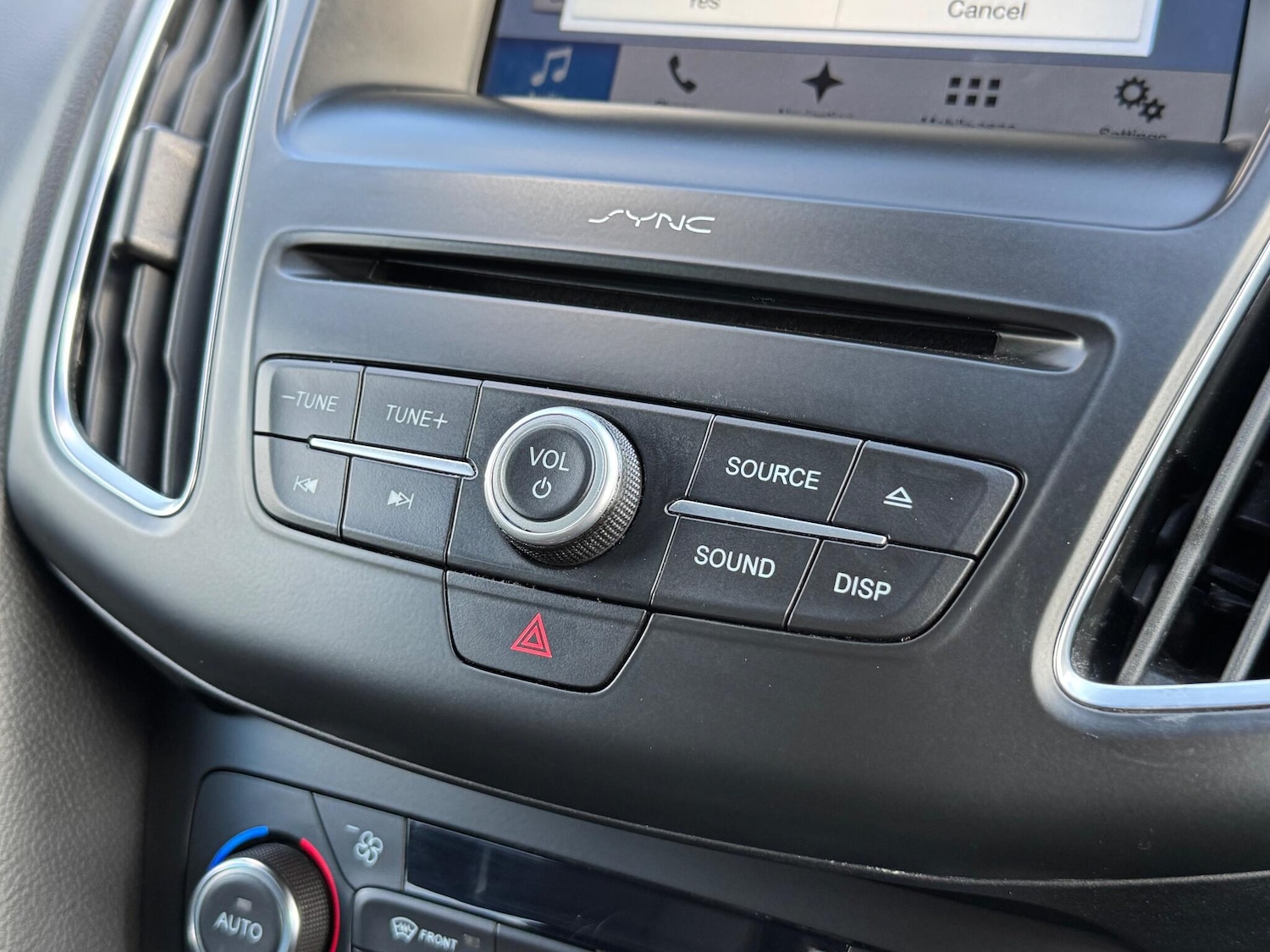 Used Ford Focus 2017 for sale - 76161071: Photo 38