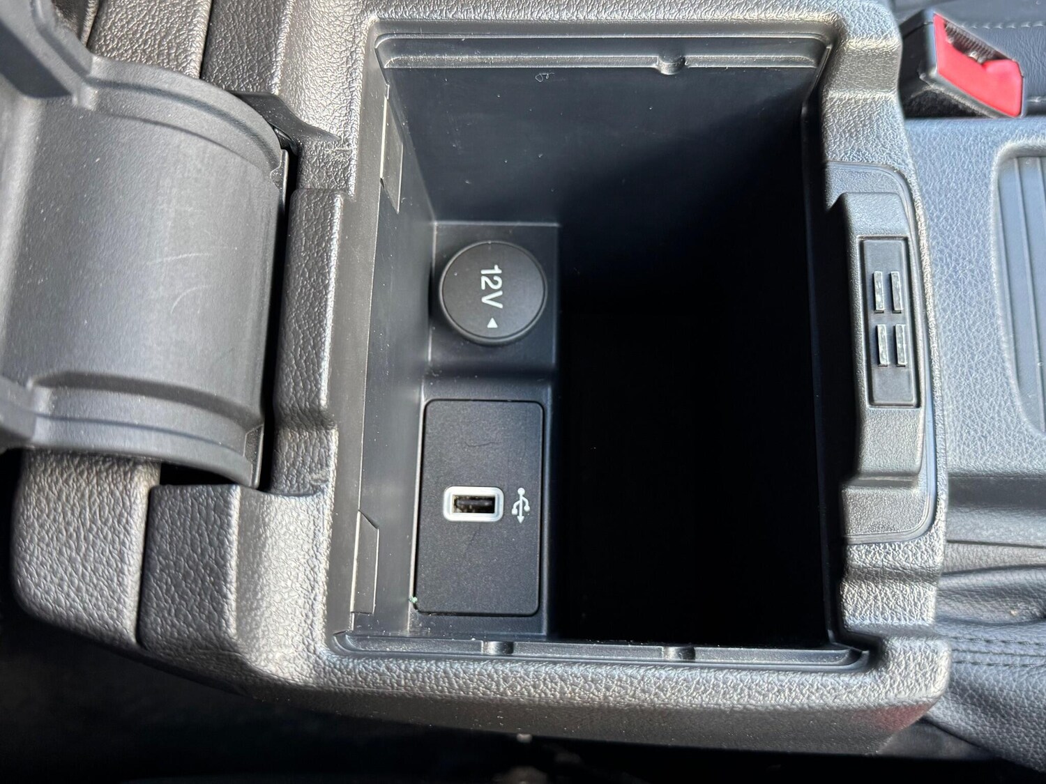 Used Ford Focus 2017 for sale - 76161071: Photo 45