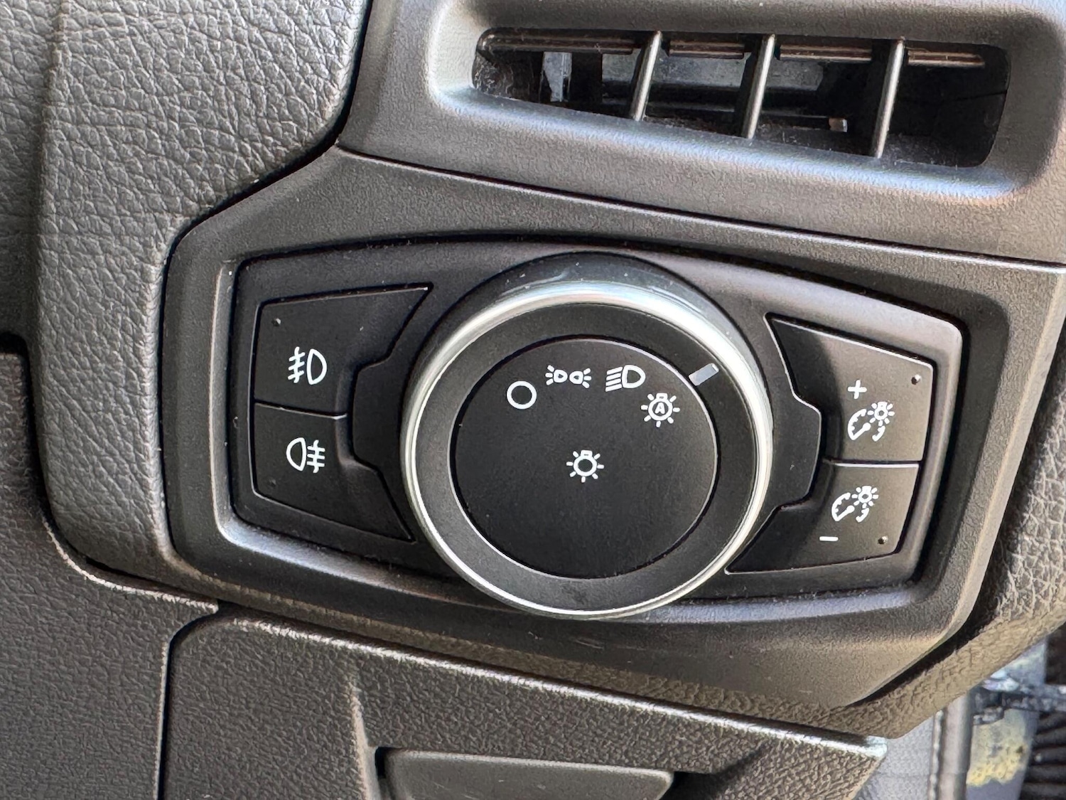 Used Ford Focus 2017 for sale - 76161071: Photo 48