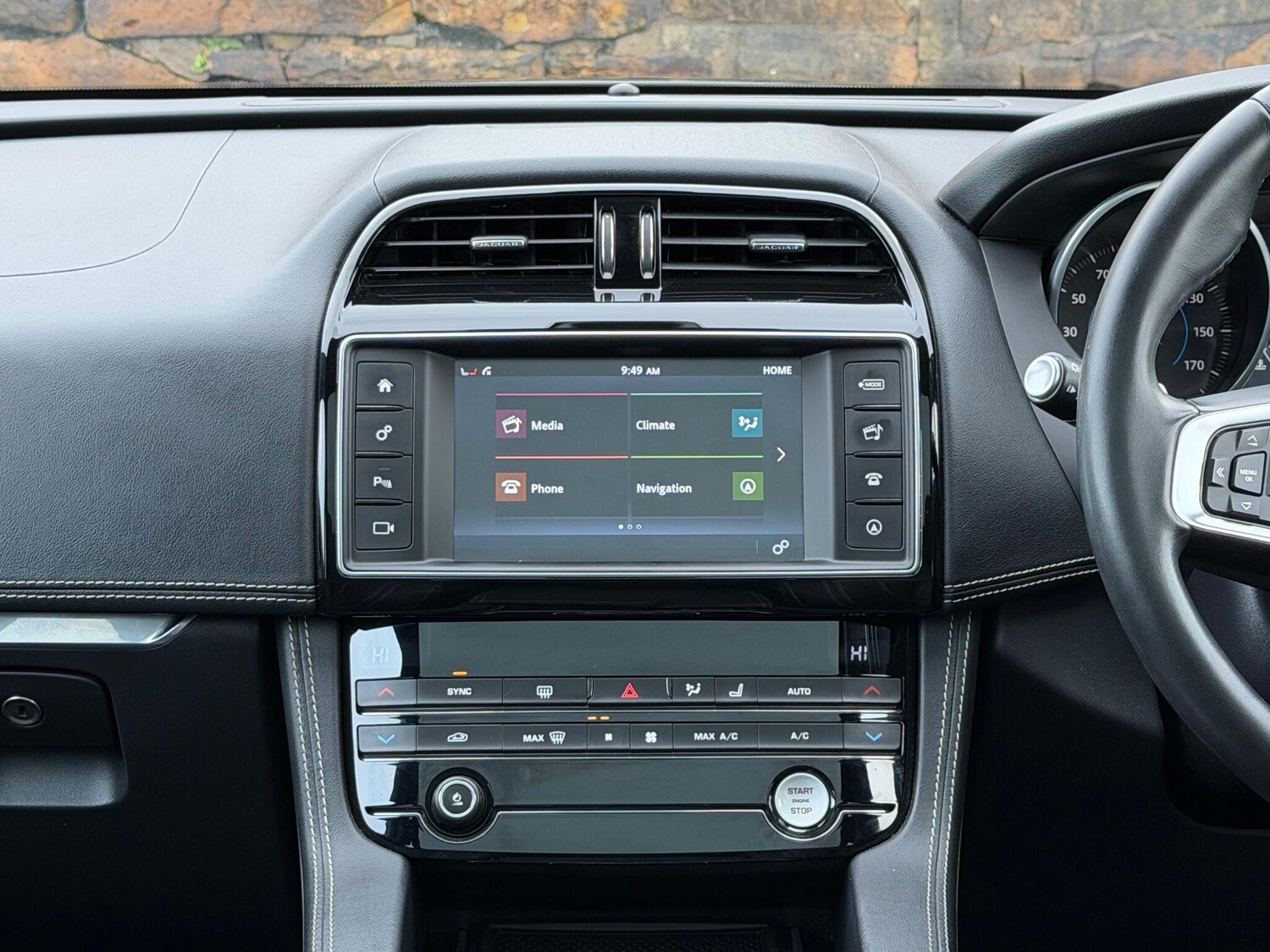 Used Jaguar F-Pace 2017 for sale - 76349364: Photo 29