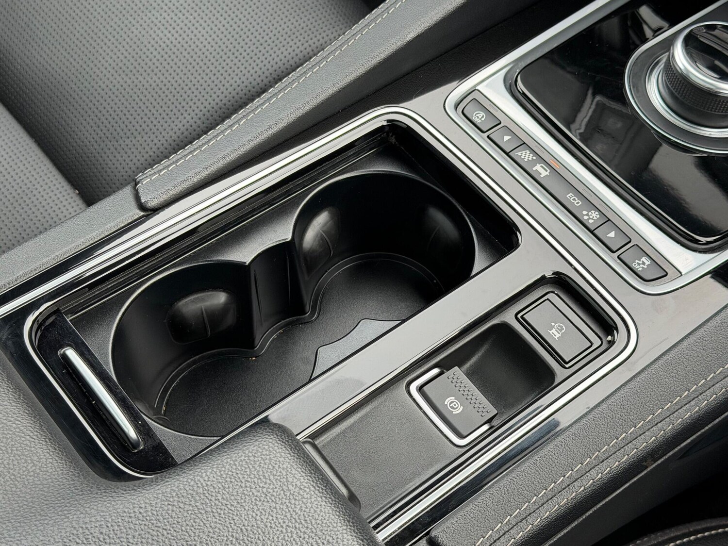 Used Jaguar F-Pace 2017 for sale - 76349364: Photo 43