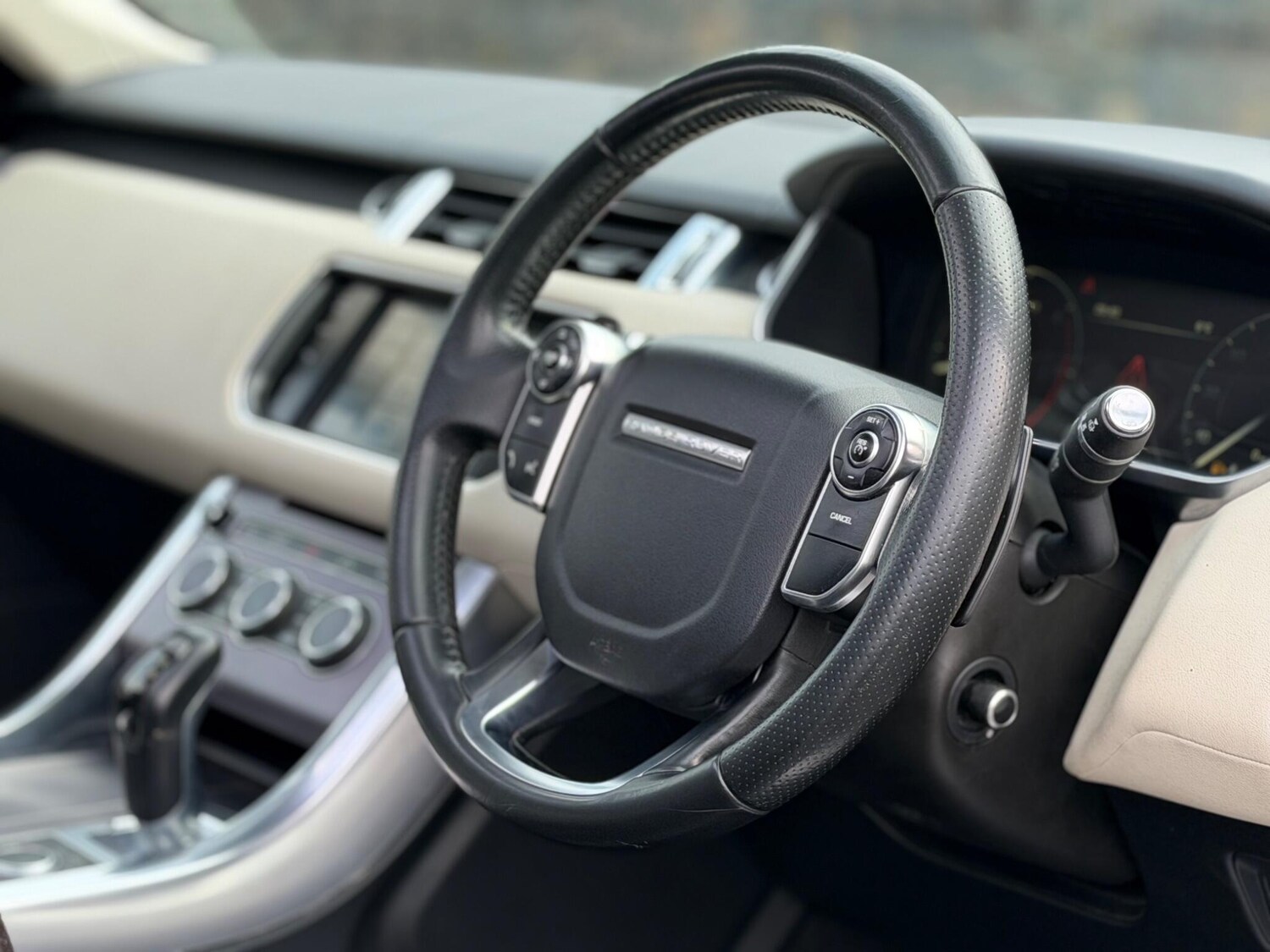 Used Land Rover Range Rover Sport 2014 for sale - 77646598: Photo 14