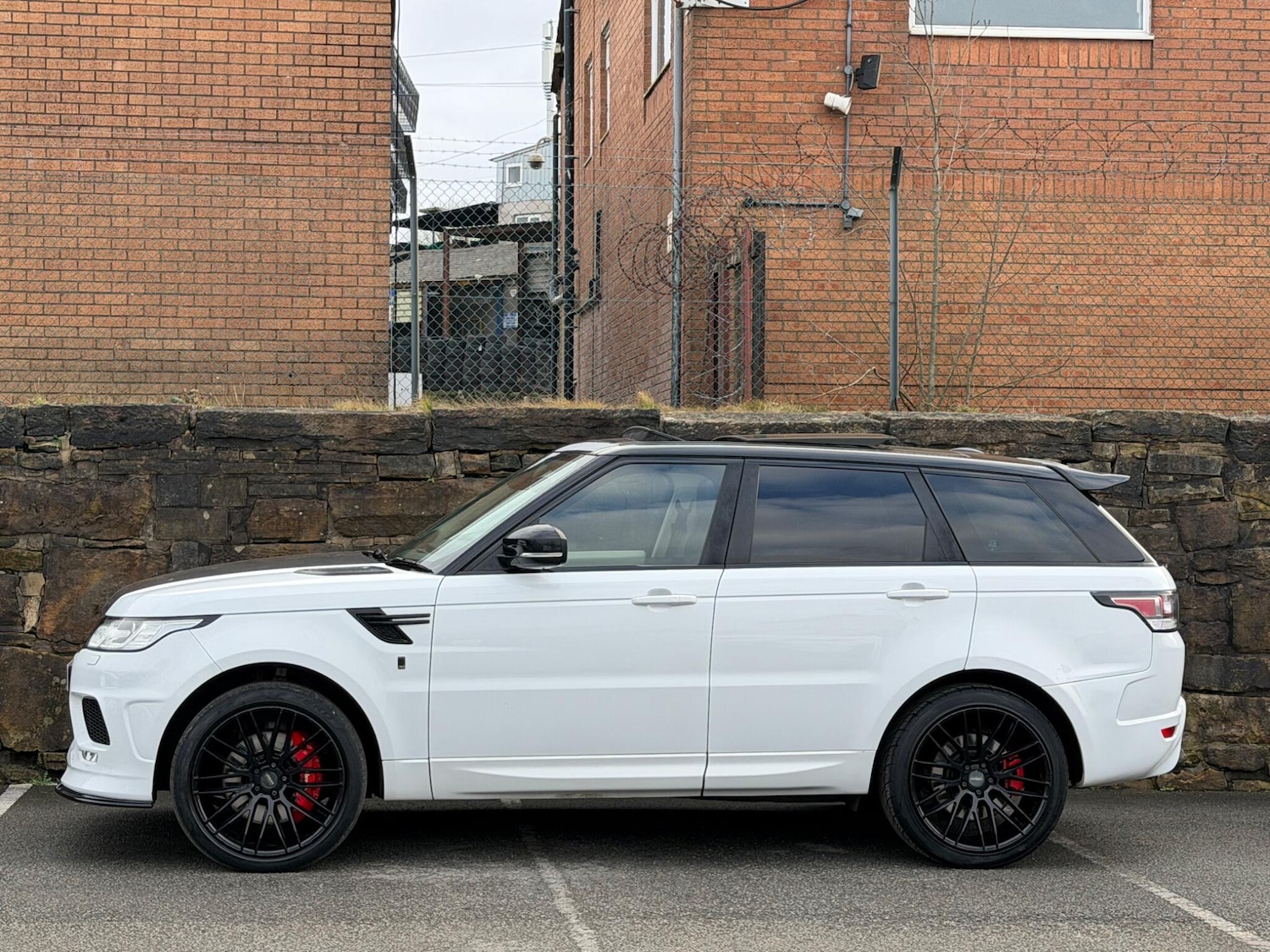 Used Land Rover Range Rover Sport 2014 for sale - 77646598: Photo 4