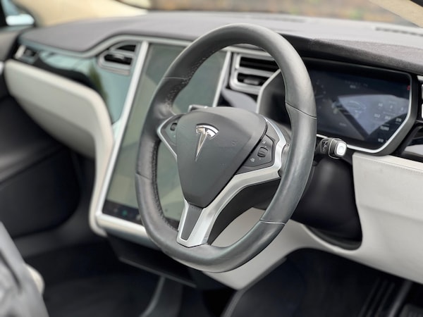 Used Tesla Model S 2016 for sale - 76161075: Photo 14