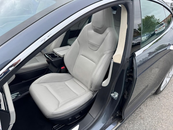 Used Tesla Model S 2016 for sale - 76161075: Photo 19