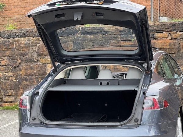 Used Tesla Model S 2016 for sale - 76161075: Photo 23