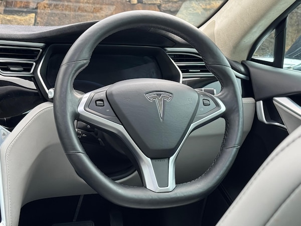 Used Tesla Model S 2016 for sale - 76161075: Photo 28