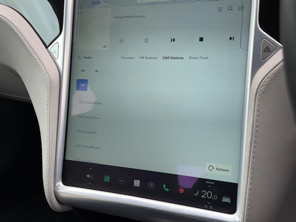 Used Tesla Model S 2016 for sale - 76161075: Photo 32