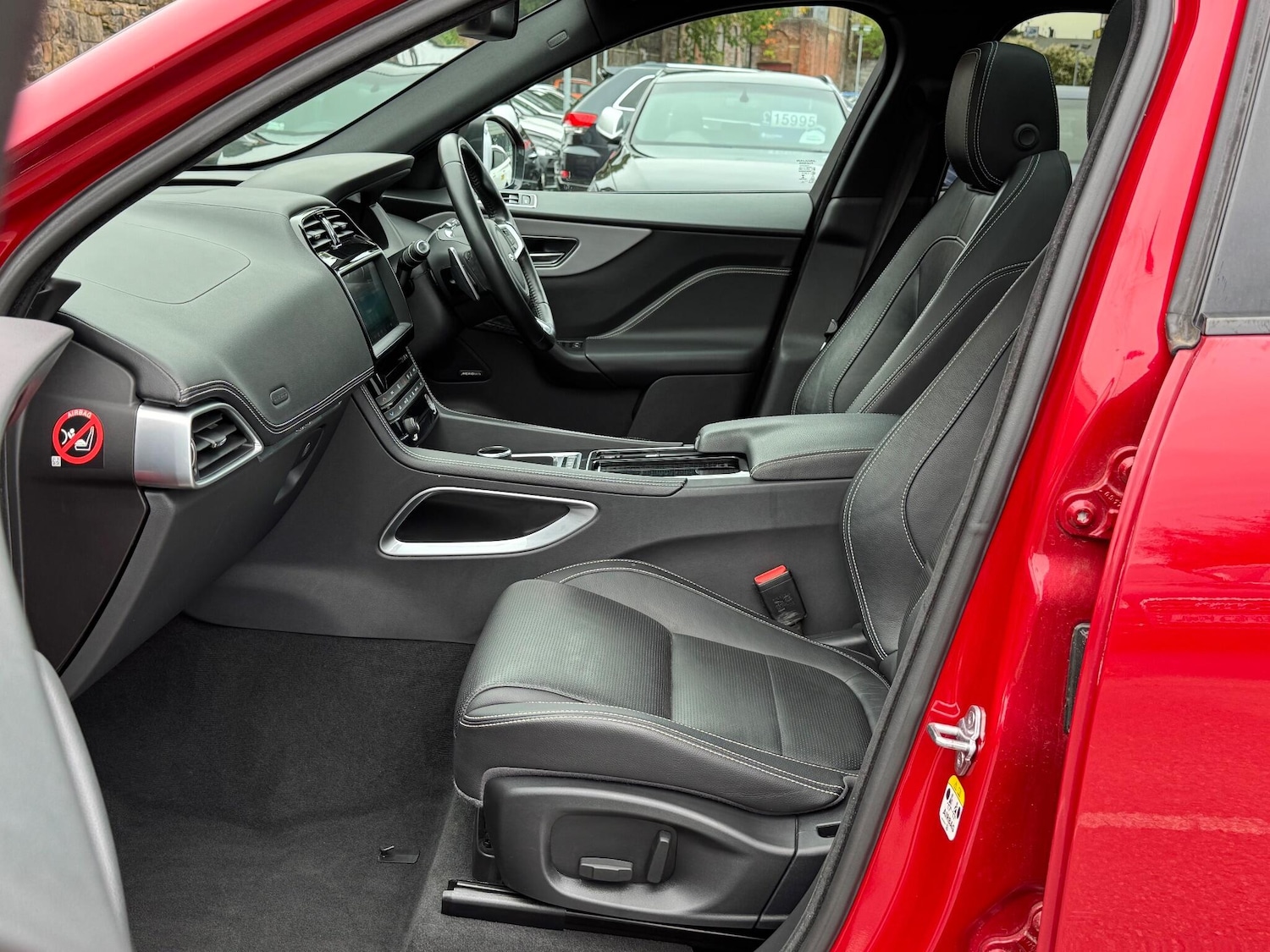 Used Jaguar F-Pace 2017 for sale - 76161072: Photo 15