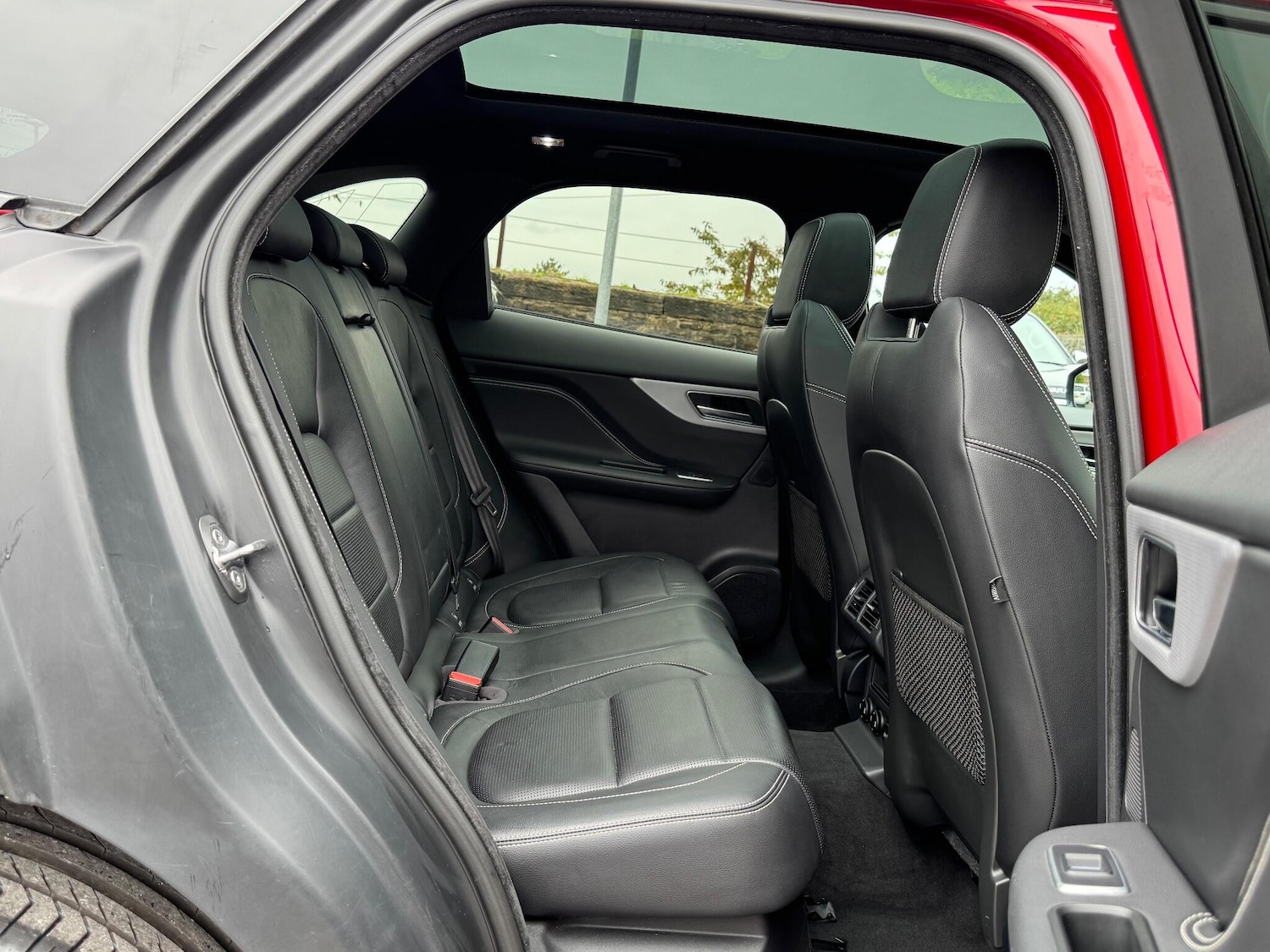 Used Jaguar F-Pace 2017 for sale - 76161072: Photo 19