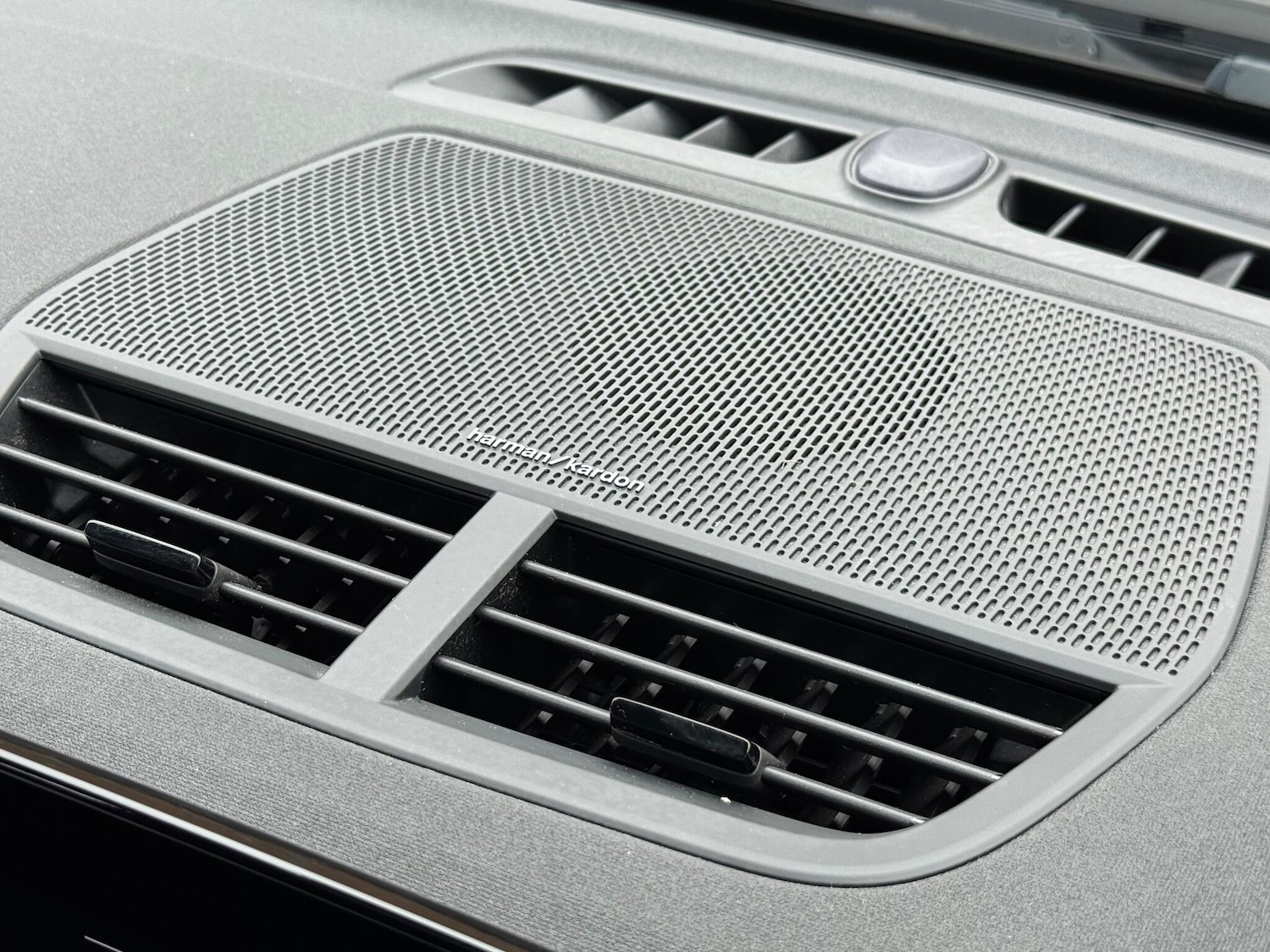 Used Polestar Polestar 2 2020 for sale - 76161073: Photo 30