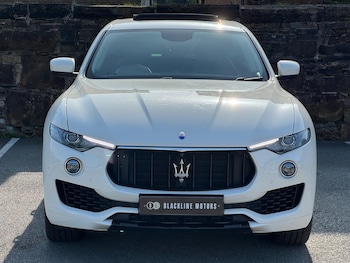 Used Maserati Levante 2016 for sale - 76987998: Photo