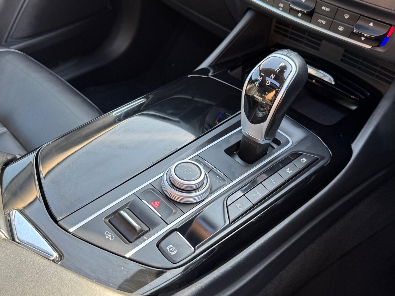 Used Maserati Levante 2016 for sale - 76987998: Photo 40