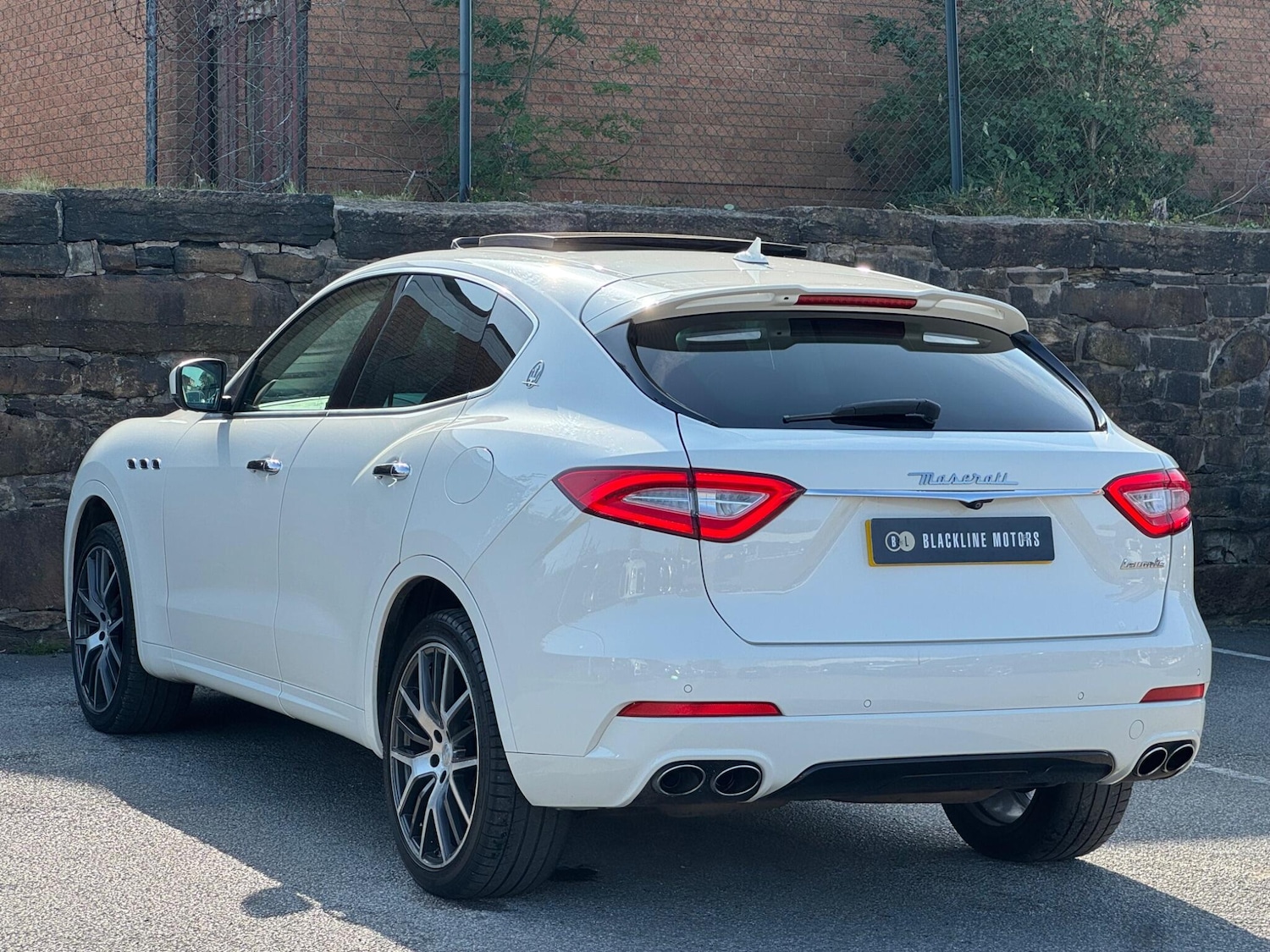 Used Maserati Levante 2016 for sale - 76987998: Photo 5