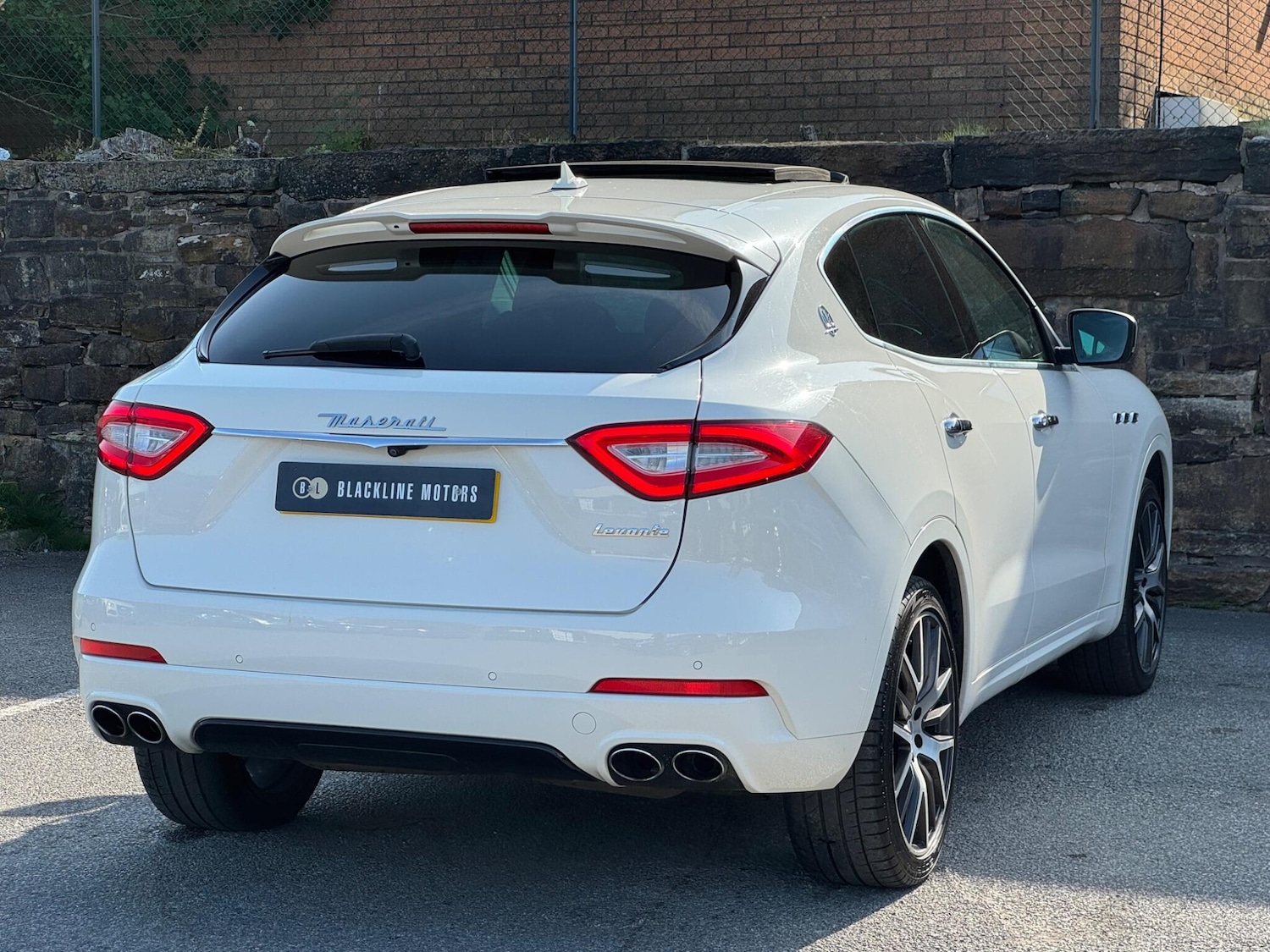 Used Maserati Levante 2016 for sale - 76987998: Photo 7