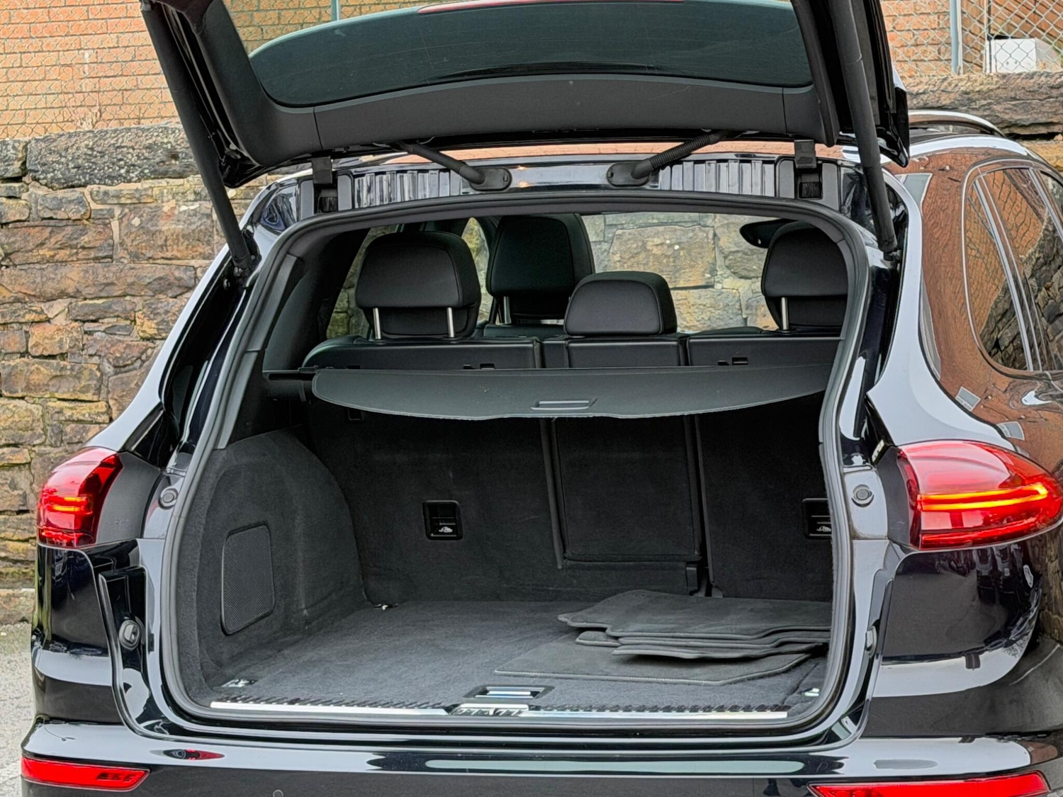 Used Porsche Cayenne 2014 for sale - 77254969: Photo 22