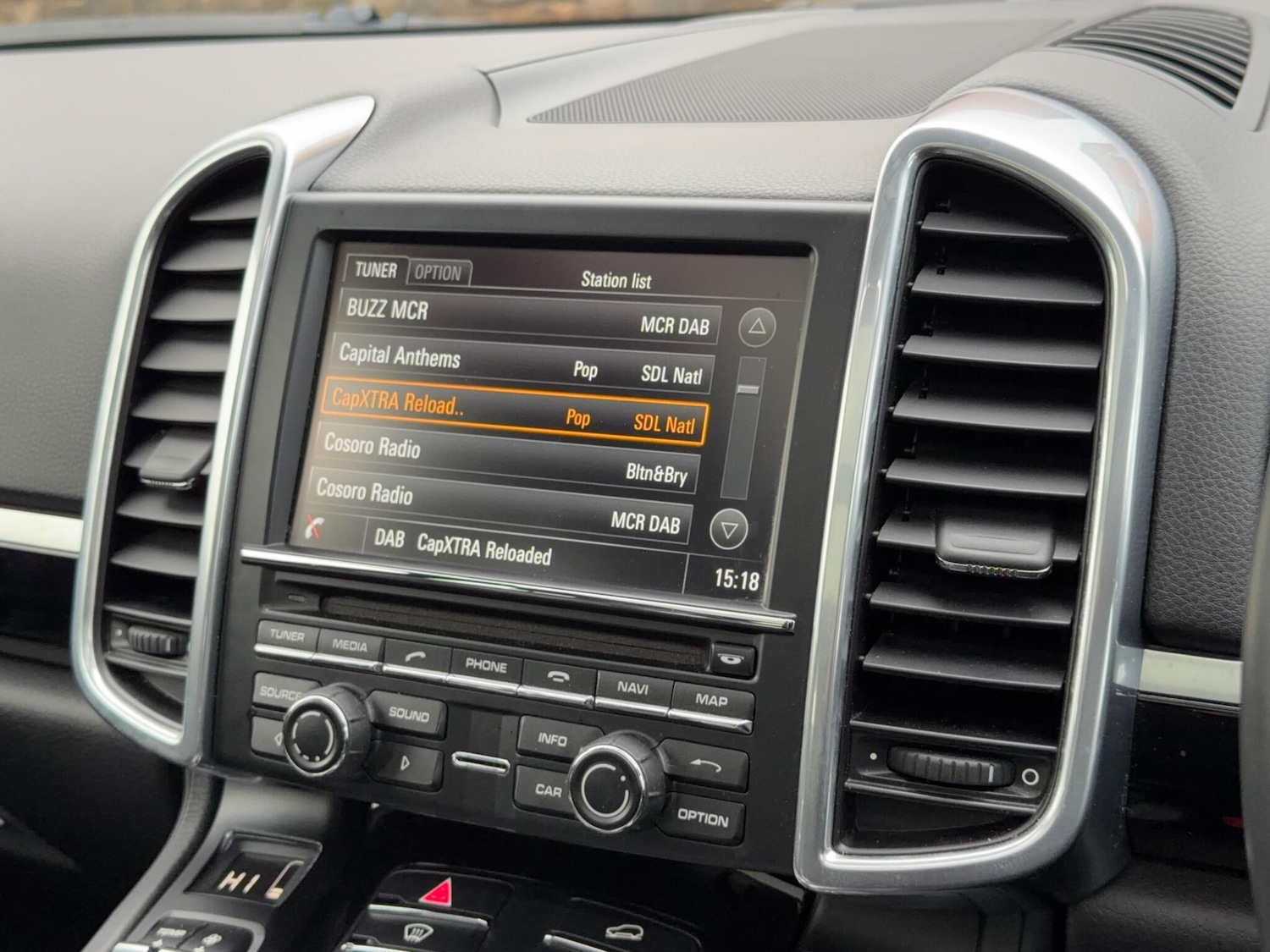 Used Porsche Cayenne 2014 for sale - 77254969: Photo 37