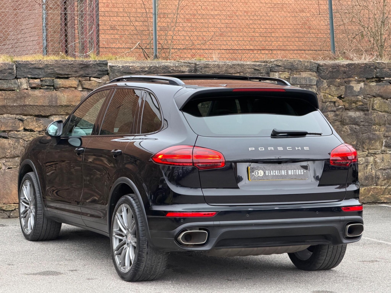 Used Porsche Cayenne 2014 for sale - 77254969: Photo 5