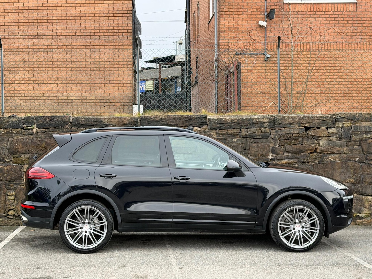Used Porsche Cayenne 2014 for sale - 77254969: Photo 8