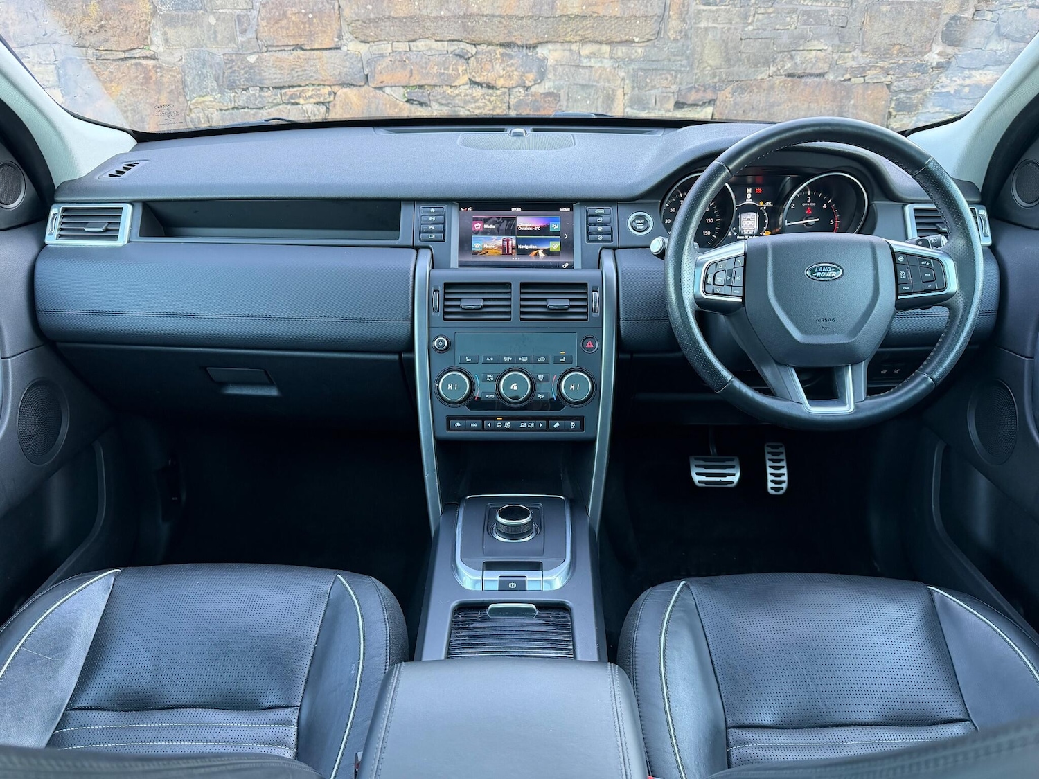 Used Land Rover Discovery Sport 2017 for sale - 77097959: Photo 11