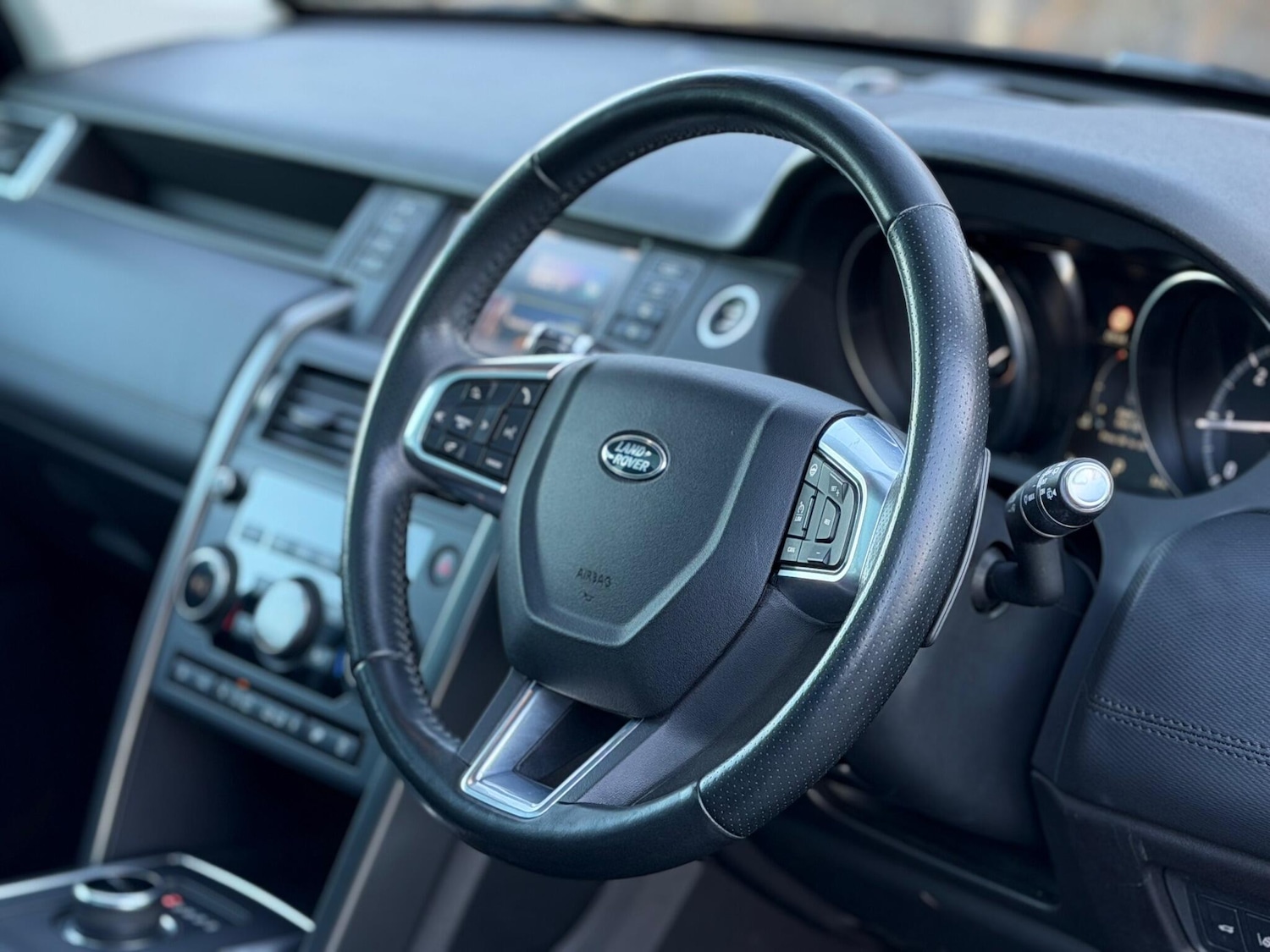 Used Land Rover Discovery Sport 2017 for sale - 77097959: Photo 13