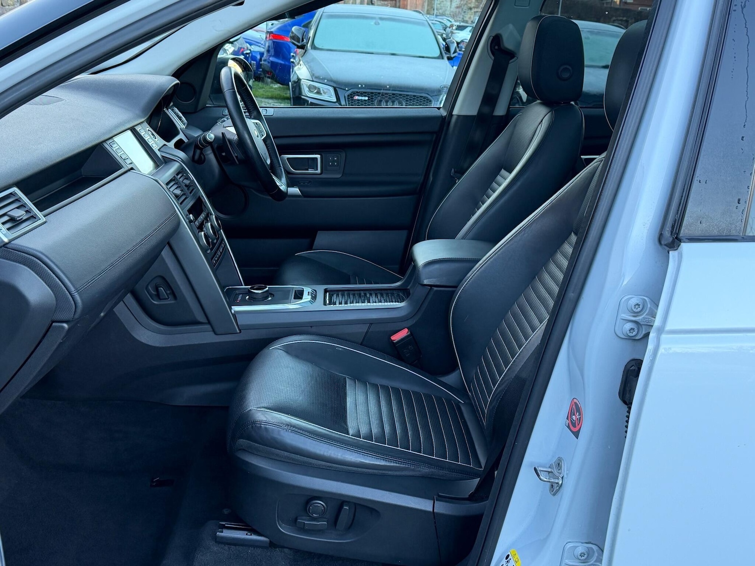 Used Land Rover Discovery Sport 2017 for sale - 77097959: Photo 16