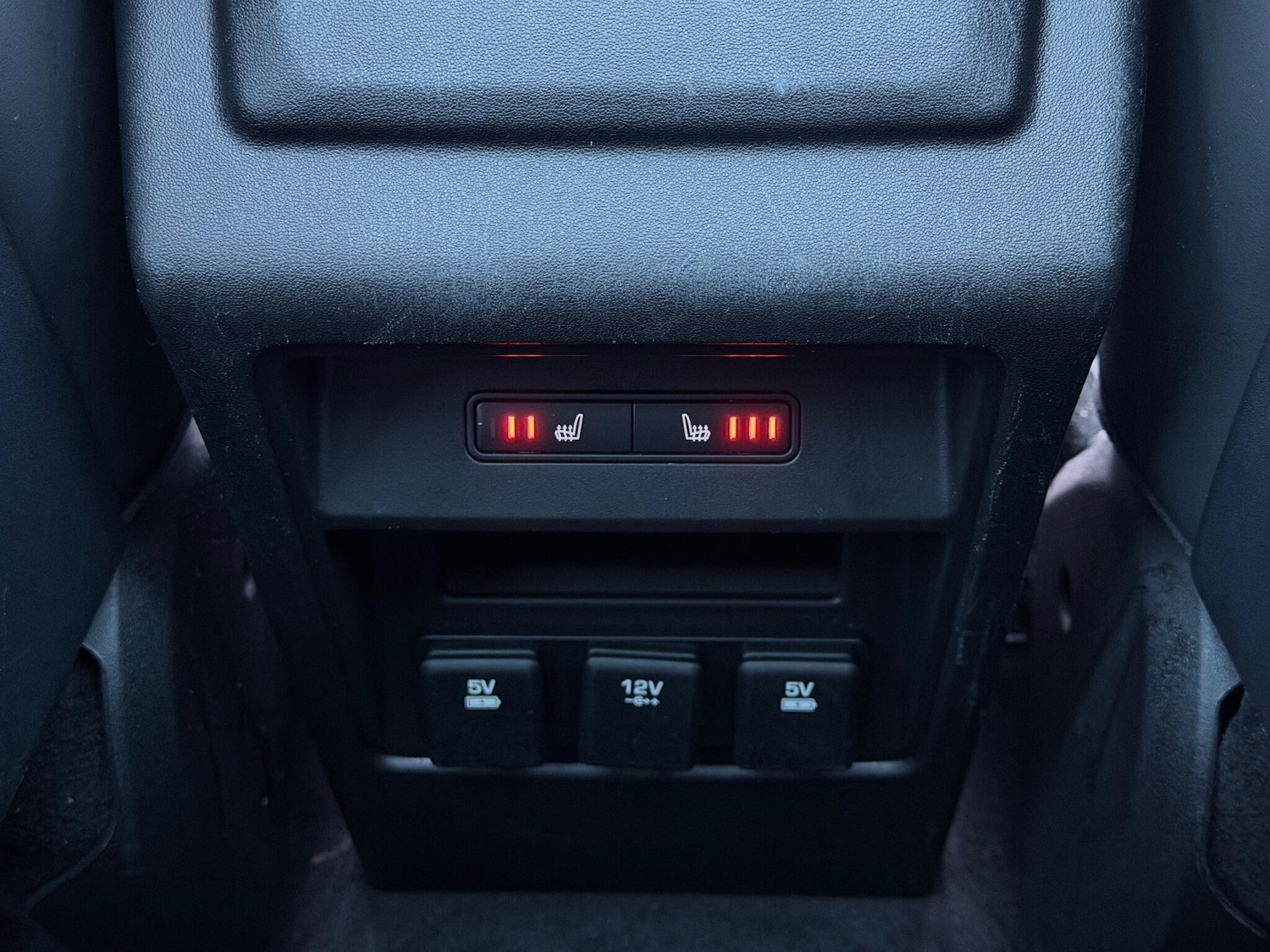 Used Land Rover Discovery Sport 2017 for sale - 77097959: Photo 46