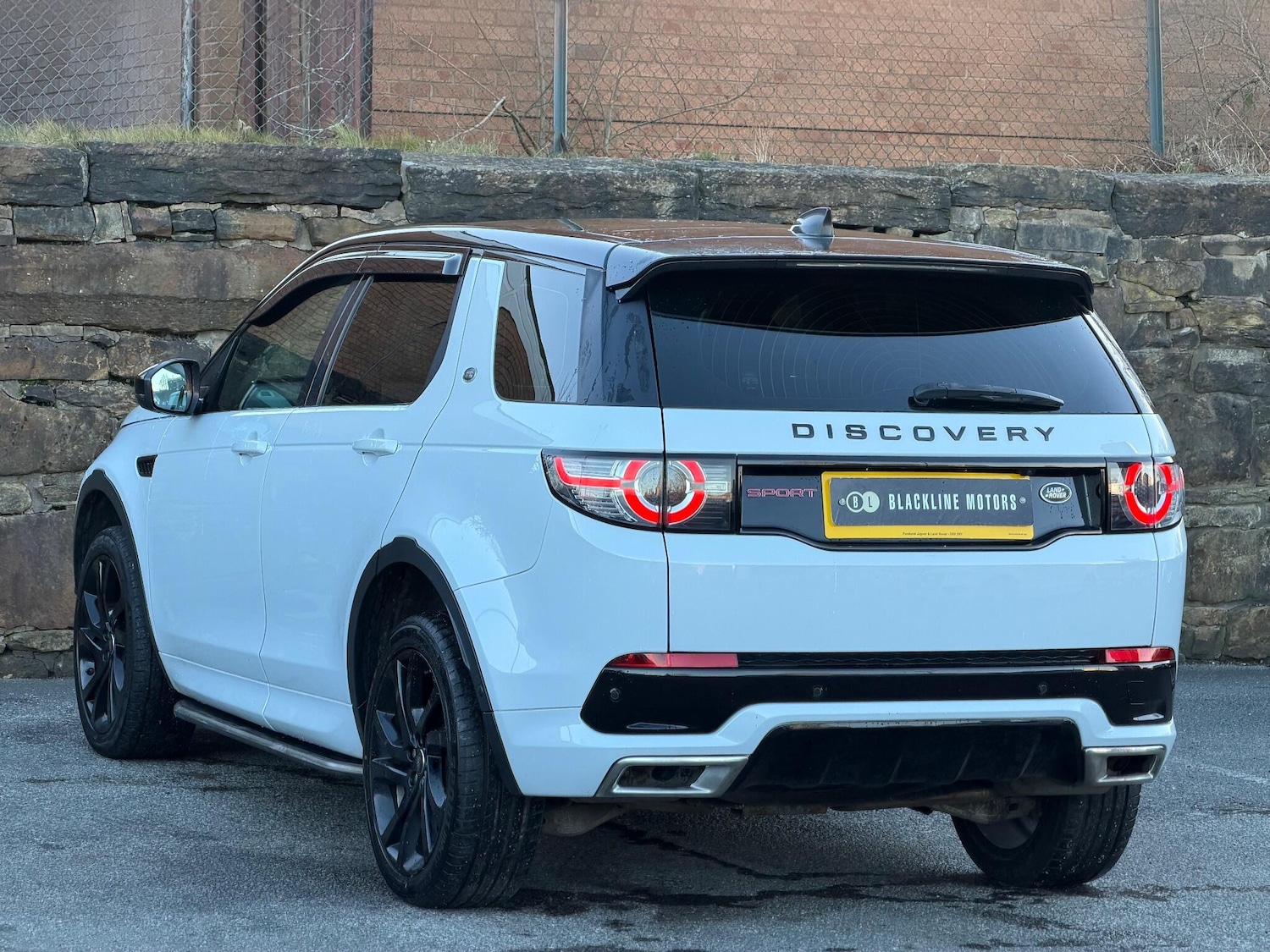 Used Land Rover Discovery Sport 2017 for sale - 77097959: Photo 5