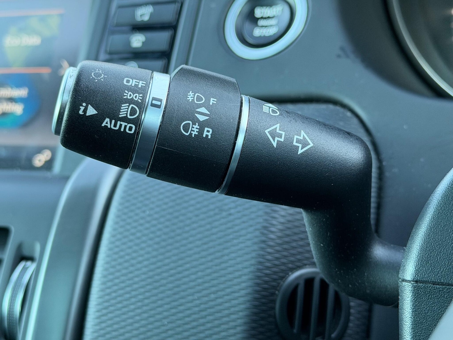 Used Land Rover Discovery Sport 2017 for sale - 77097959: Photo 55