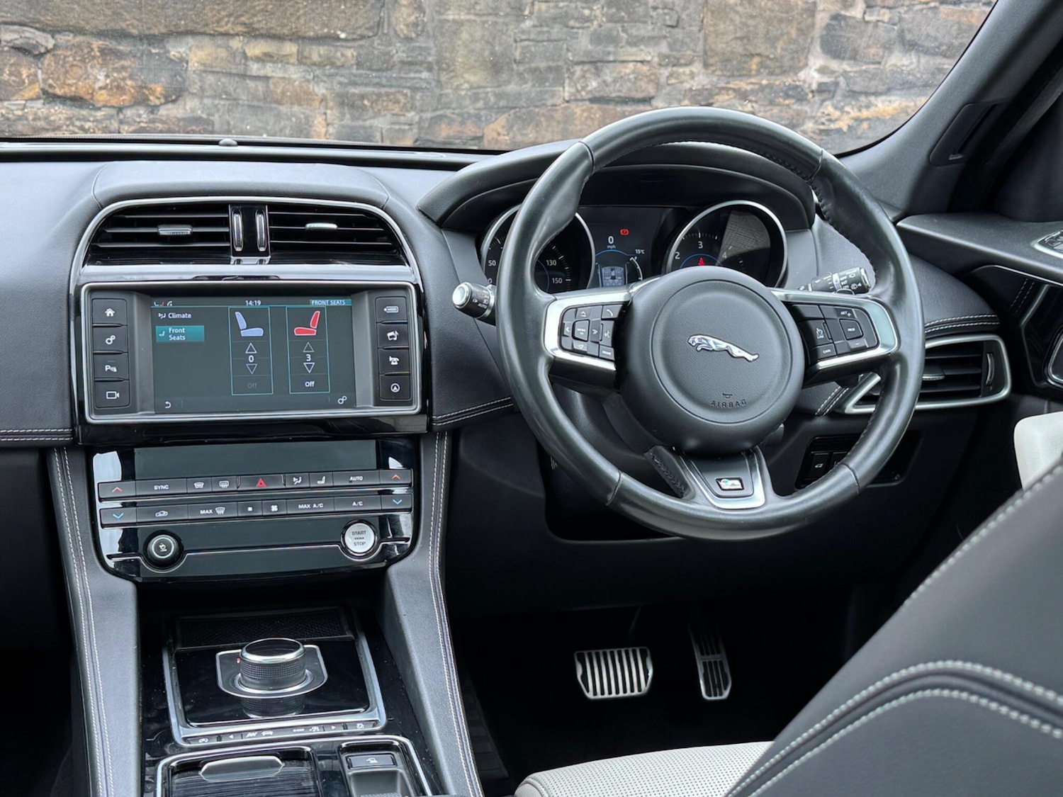 Used Jaguar F-Pace 2018 for sale - 76161082: Photo 25
