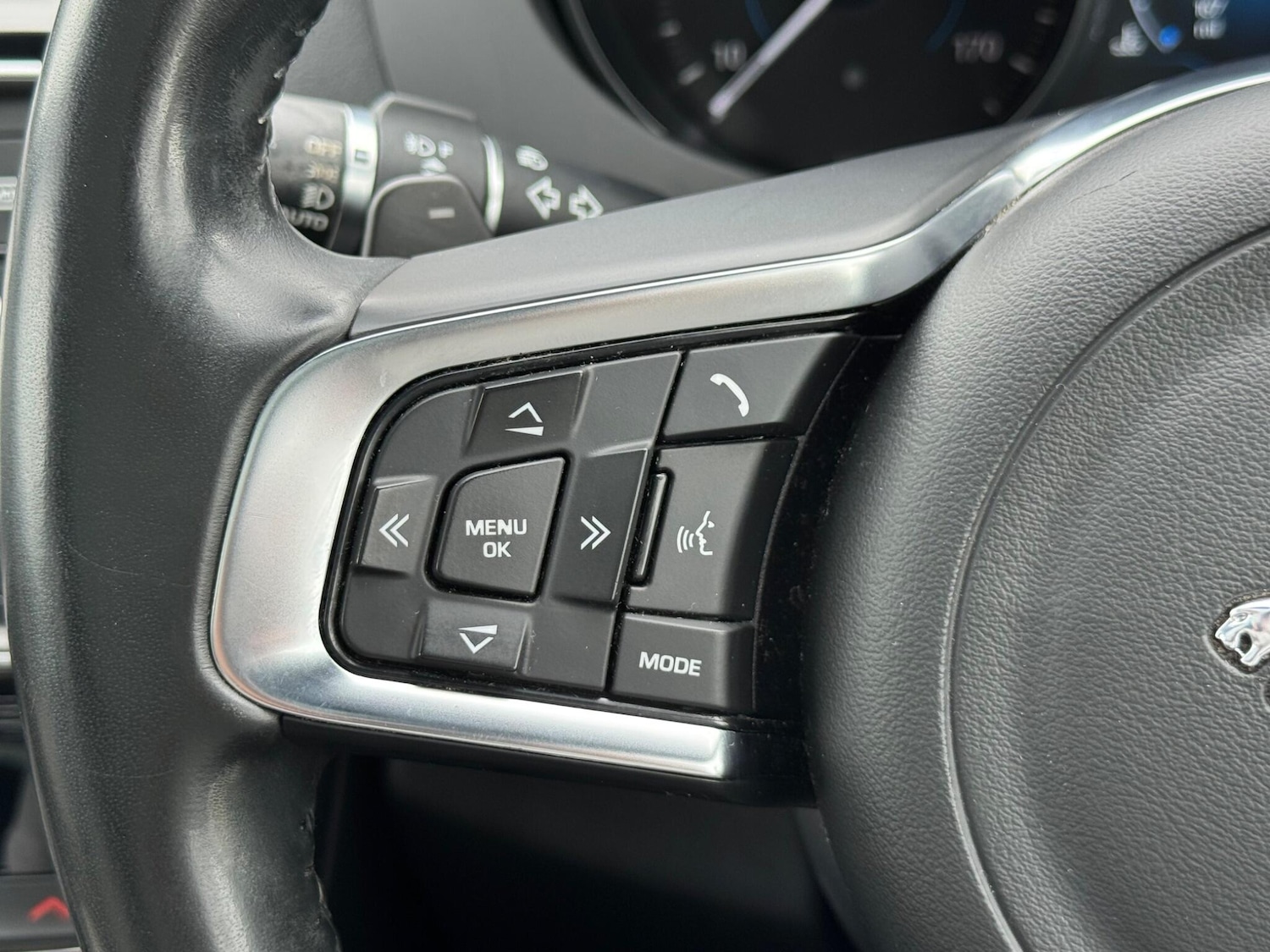 Used Jaguar F-Pace 2018 for sale - 76161082: Photo 28