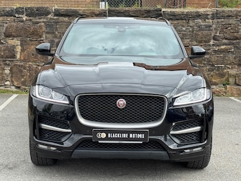 Used Jaguar F-Pace 2018 for sale - 76161082: Photo 2