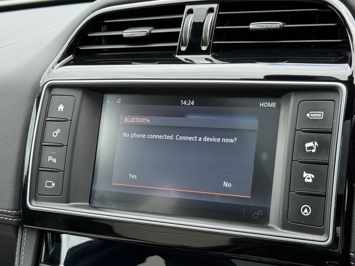 Used Jaguar F-Pace 2018 for sale - 76161082: Photo 36