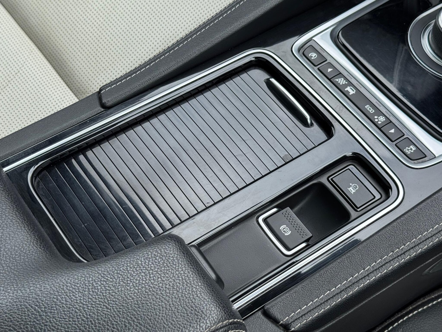 Used Jaguar F-Pace 2018 for sale - 76161082: Photo 41
