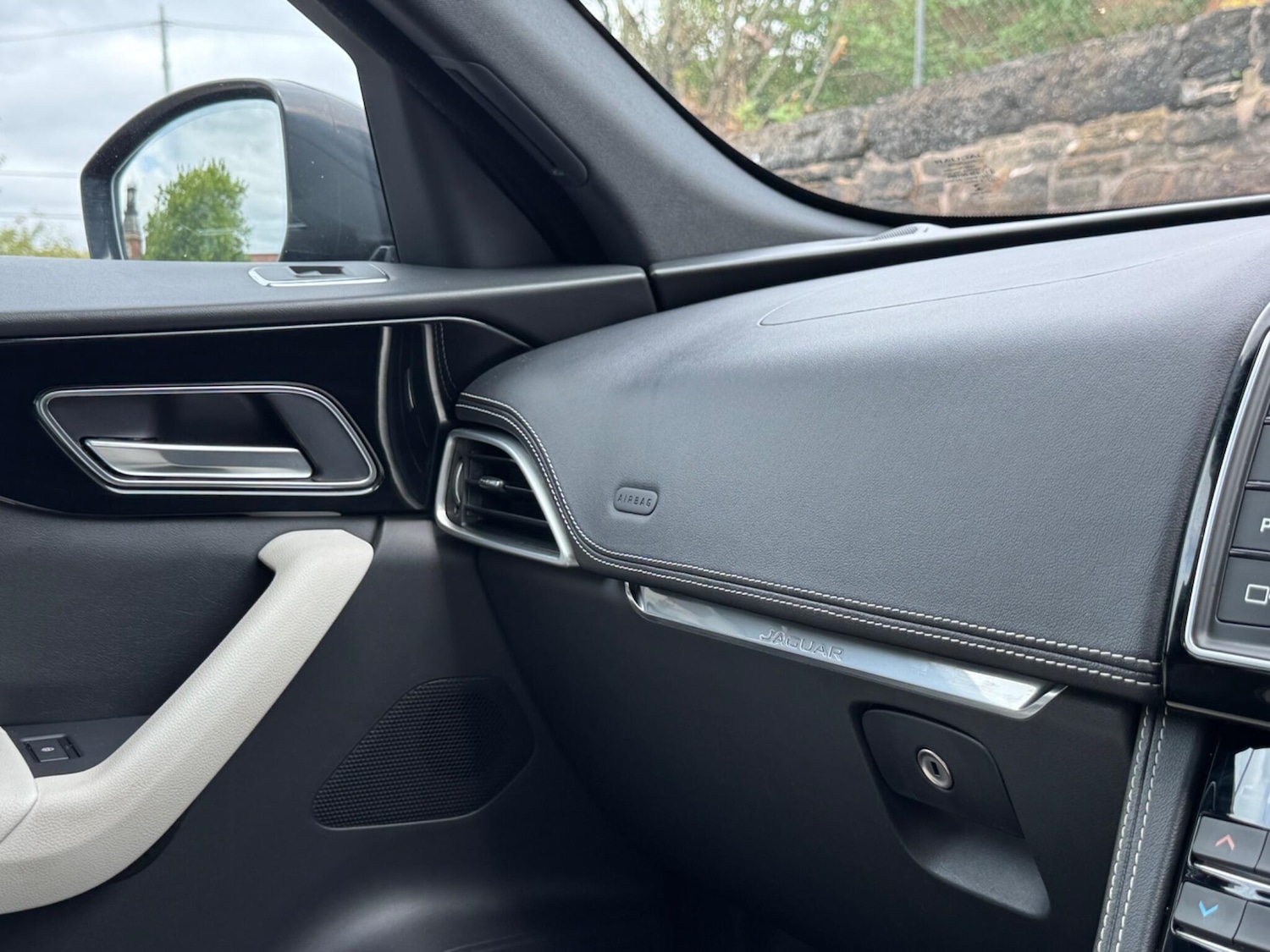Used Jaguar F-Pace 2018 for sale - 76161082: Photo 49