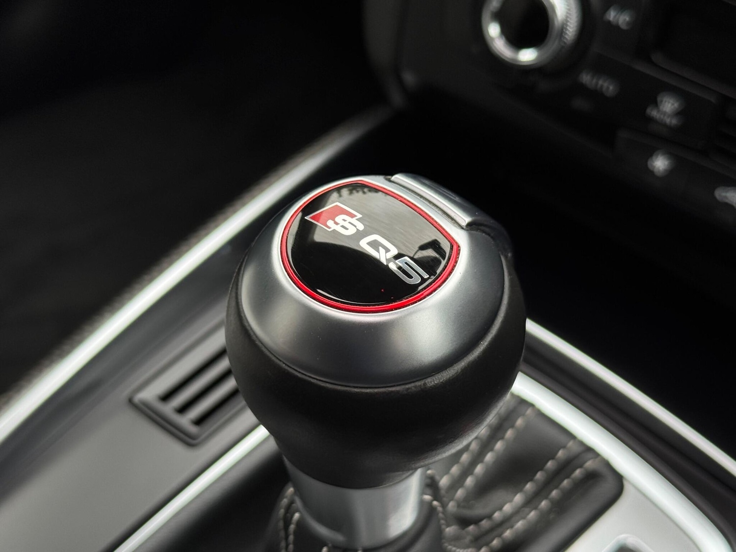 Used Audi SQ5 2015 for sale - 76161083: Photo 48
