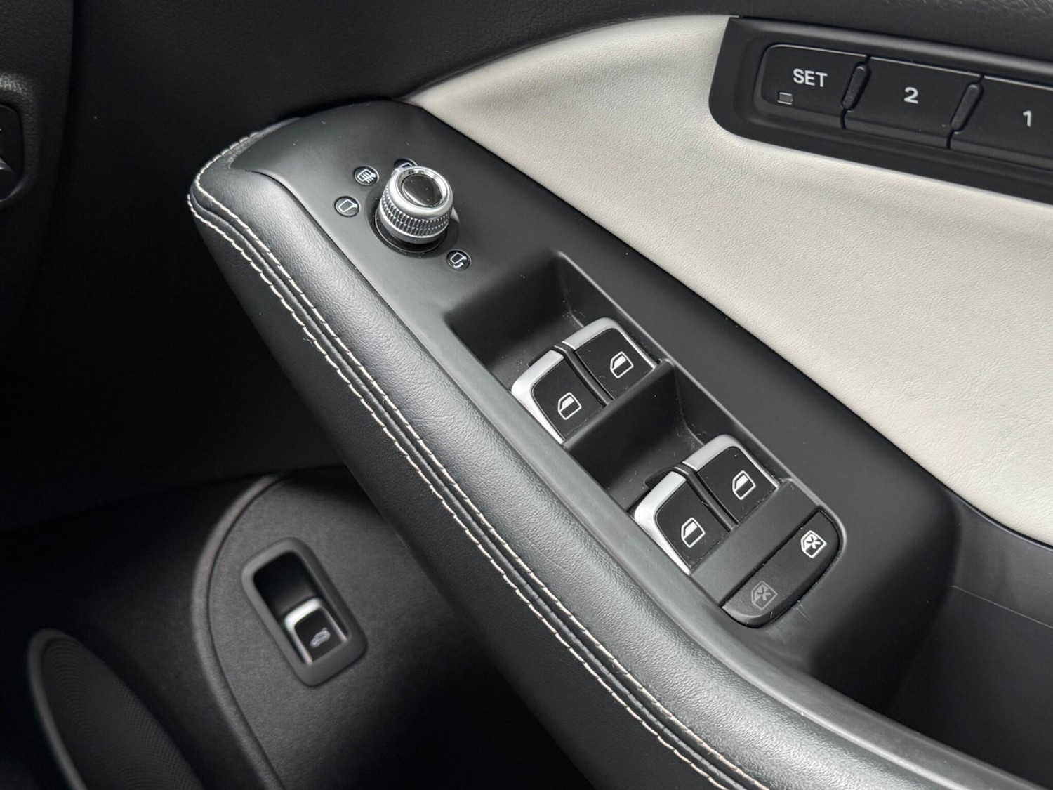 Used Audi SQ5 2015 for sale - 76161083: Photo 53